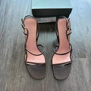 Vintage Gucci Brown Heels